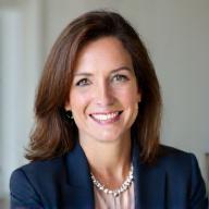 Professional headshot of Eleanor Vance, Lead Financial Advisor.